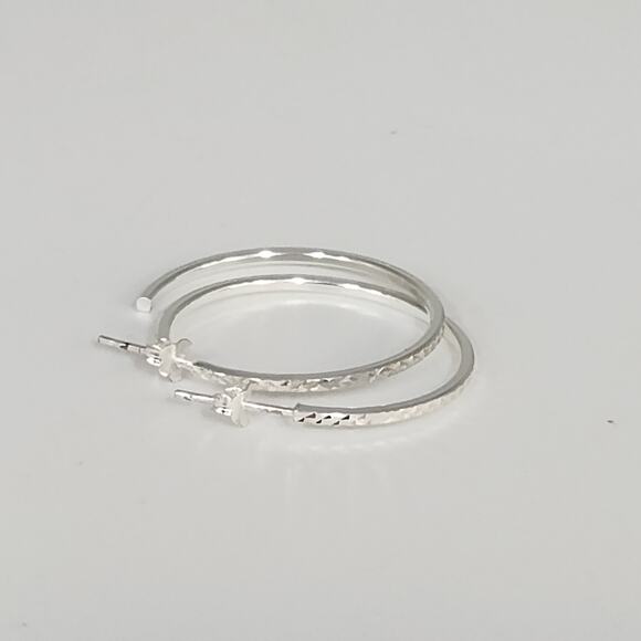 Classic Sterling Silver Diamond Cut Lightweight Hoops Earrings - Picture 5 of 7